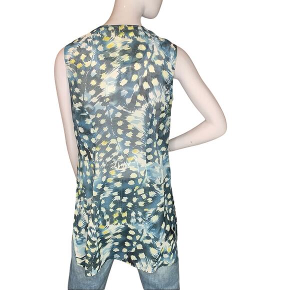 CABI Women Top Sleeveless Button Down Size S Abstract Blue Tones - Picture 4 of 8